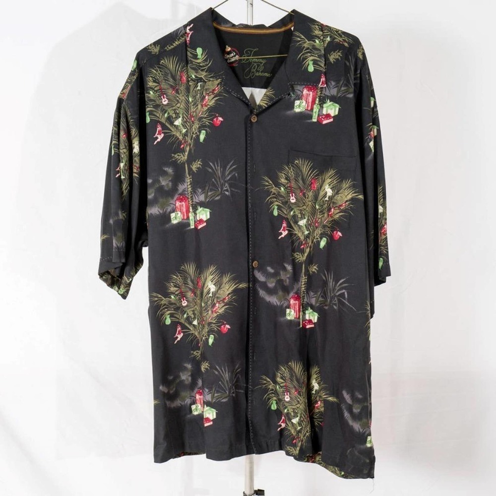 Tommy Bahama Mens Silk Christmas Island  Shirt